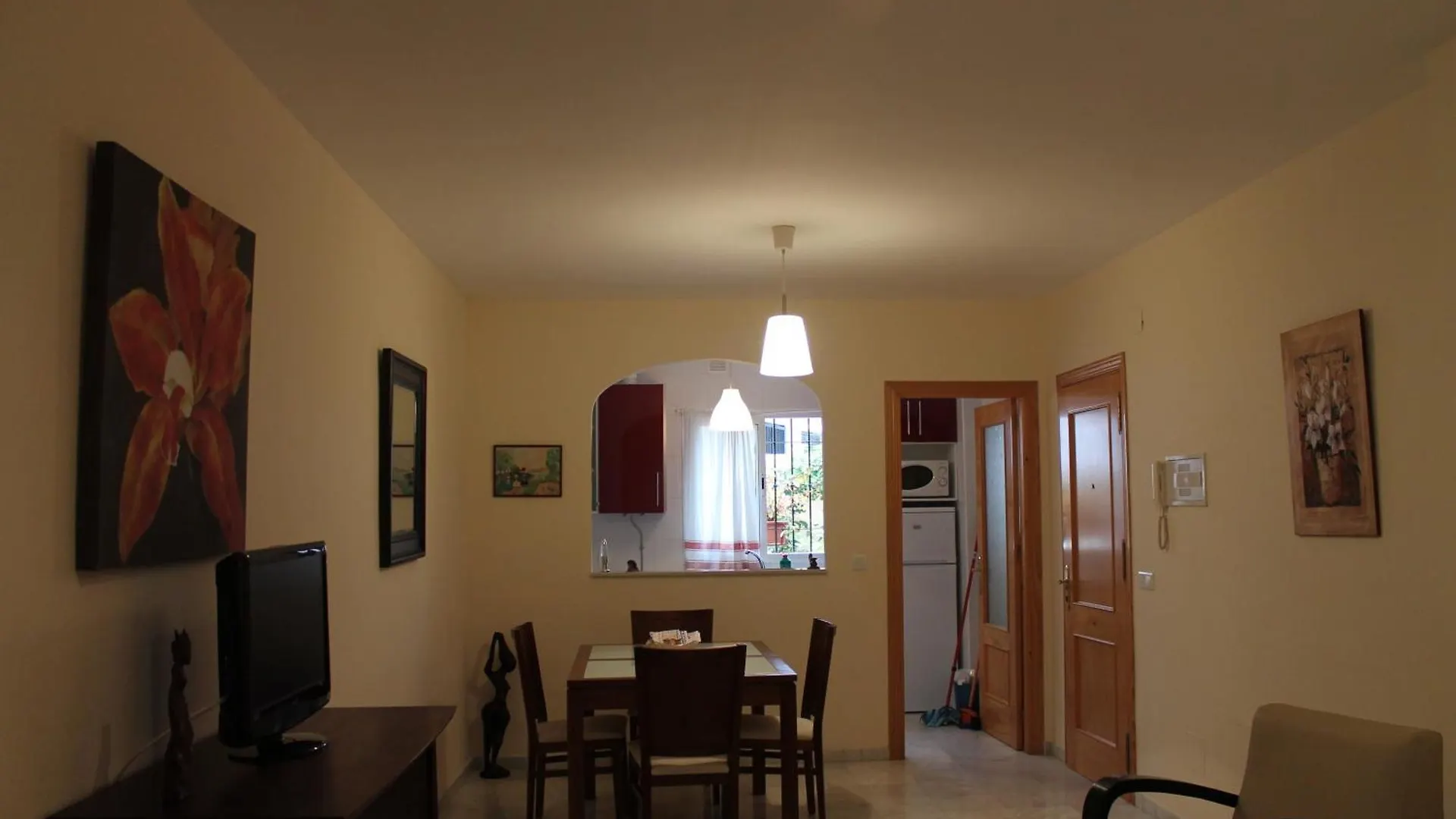Apartamentos Turisticos Plaza Del Olvido Nerja 0*,