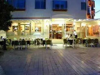 Apartamentos Turisticos Plaza Del Olvido Nerja Lägenhet